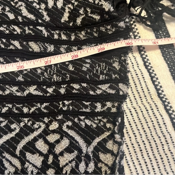 Free People  Black Sweater Cardigan Rugged Fringe - Picture 9 of 9